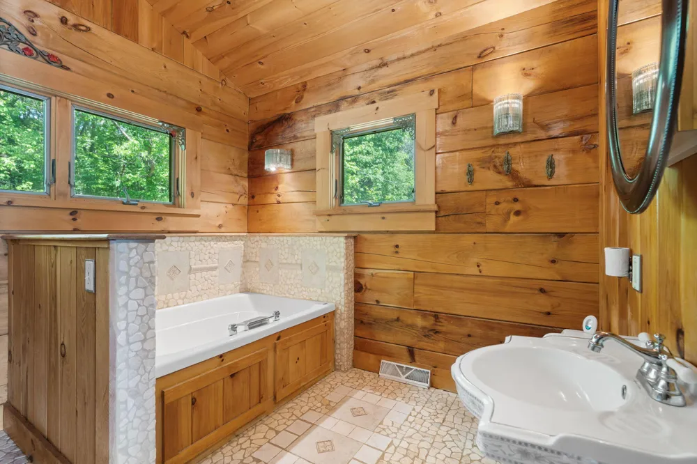210 Spring Lake Drive Chelsea, MI 48118