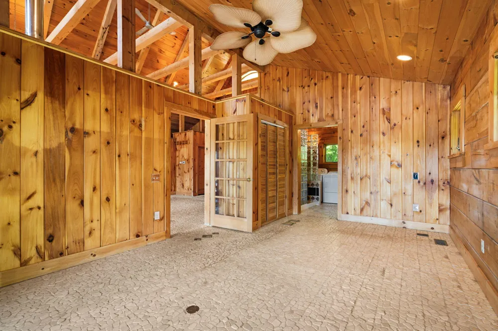 210 Spring Lake Drive Chelsea, MI 48118