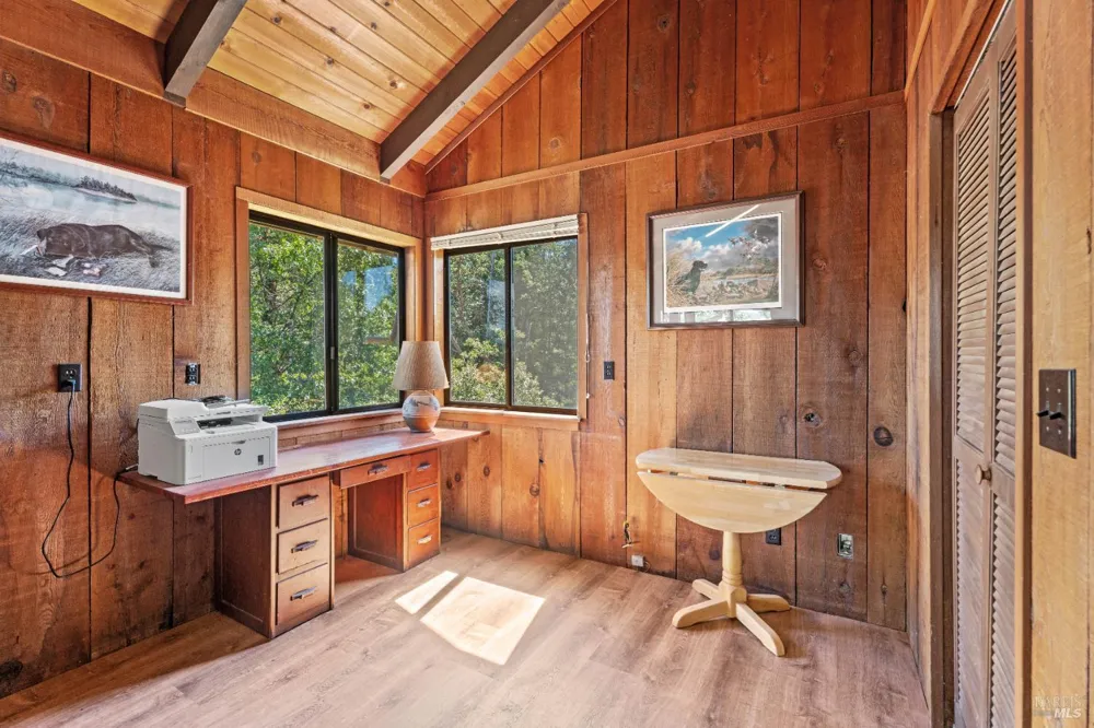 18396 Mariposa Creek Road Willits, CA 95490