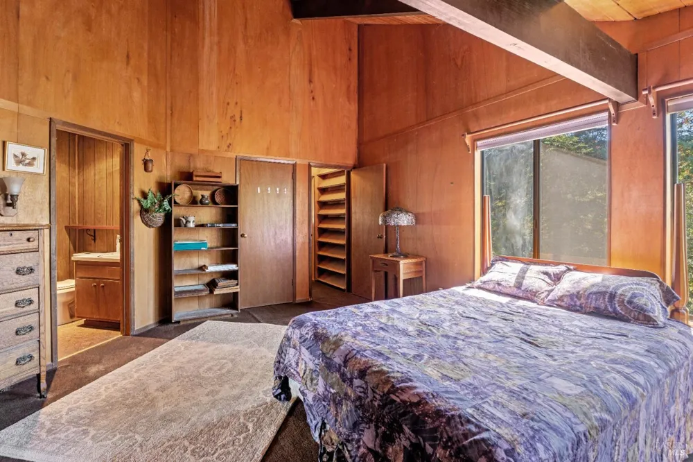 18396 Mariposa Creek Road Willits, CA 95490