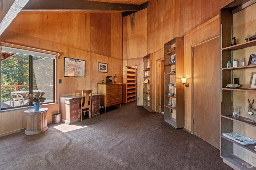 18396 Mariposa Creek Road Willits, CA 95490