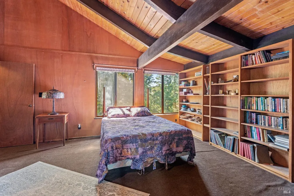 18396 Mariposa Creek Road Willits, CA 95490