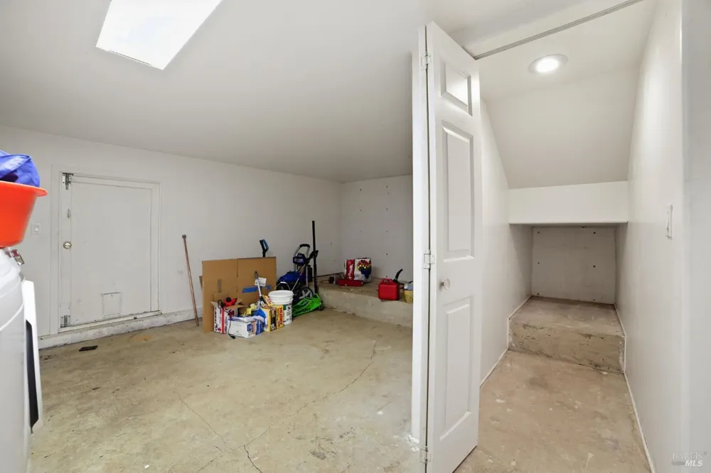 14920 Willow Road Guerneville, CA 95446