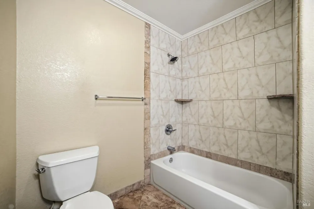 14920 Willow Road Guerneville, CA 95446