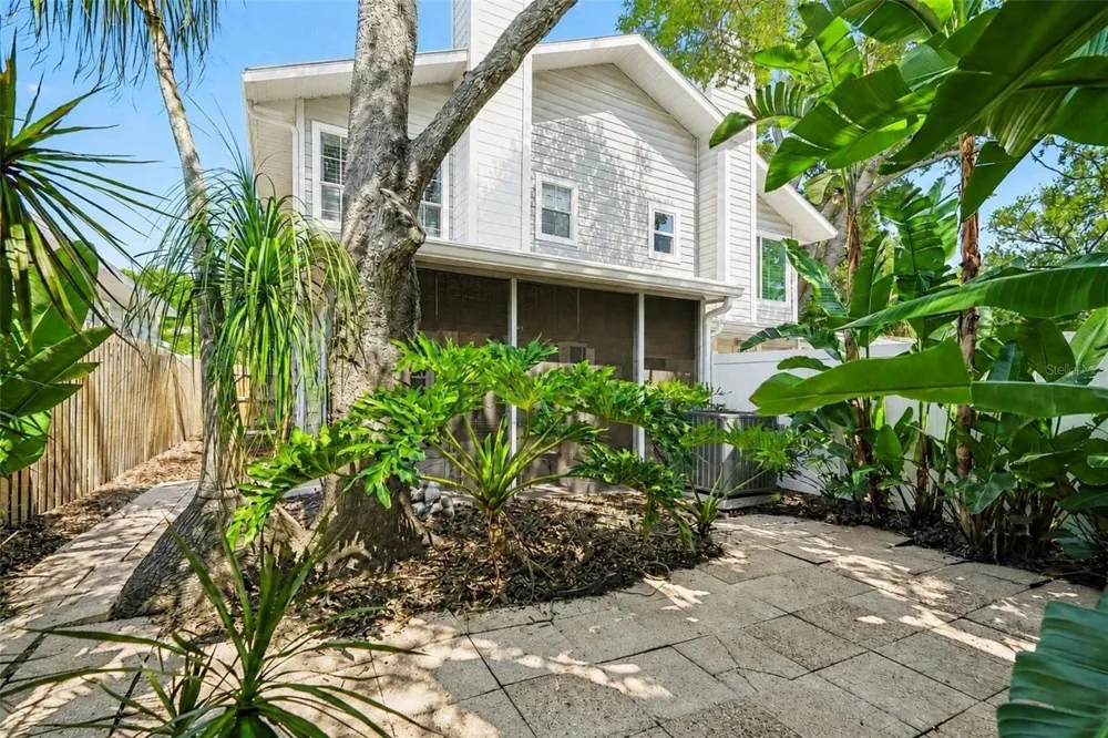 3053 S CONCORDIA AVENUE #A Tampa, FL 33629