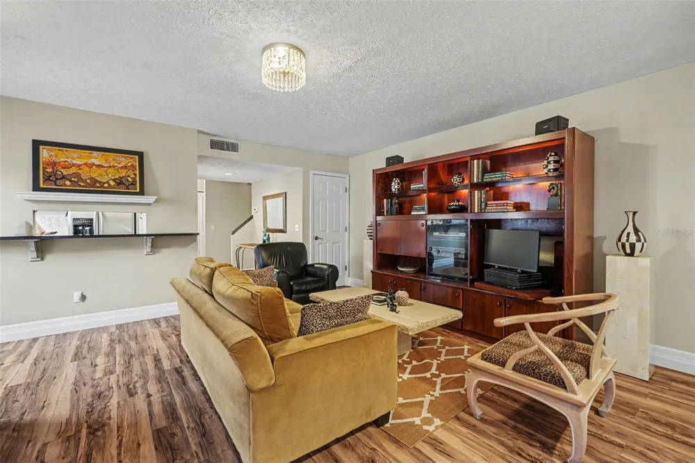 3053 S CONCORDIA AVENUE #A Tampa, FL 33629