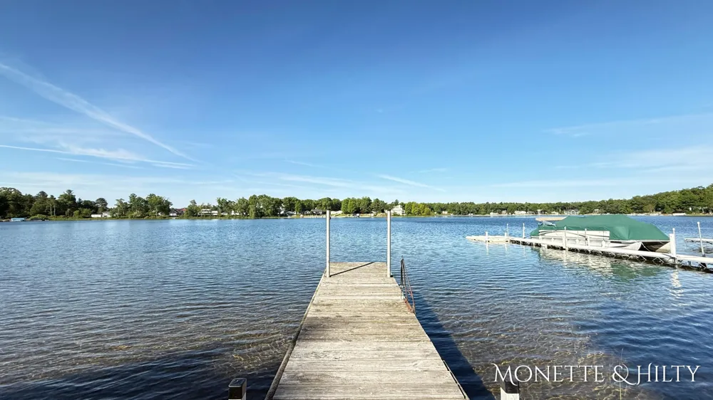 2550 Cove Road Twin Lake, MI 49457