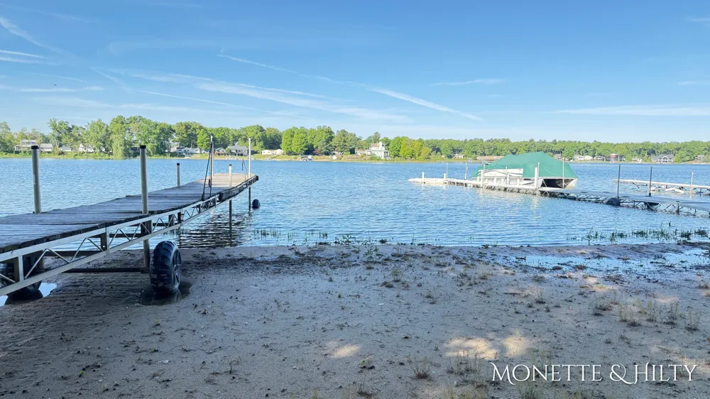 2550 Cove Road Twin Lake, MI 49457