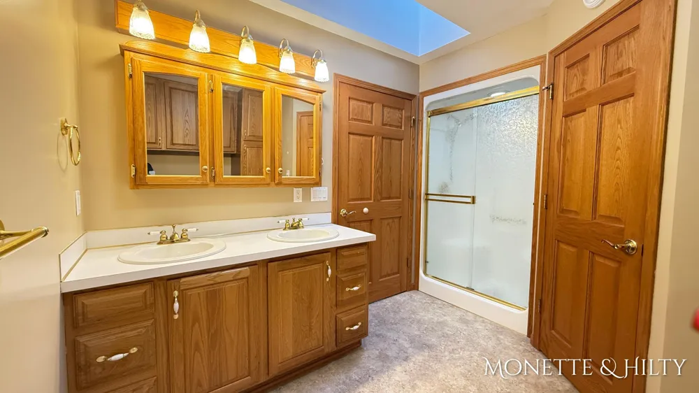 2550 Cove Road Twin Lake, MI 49457