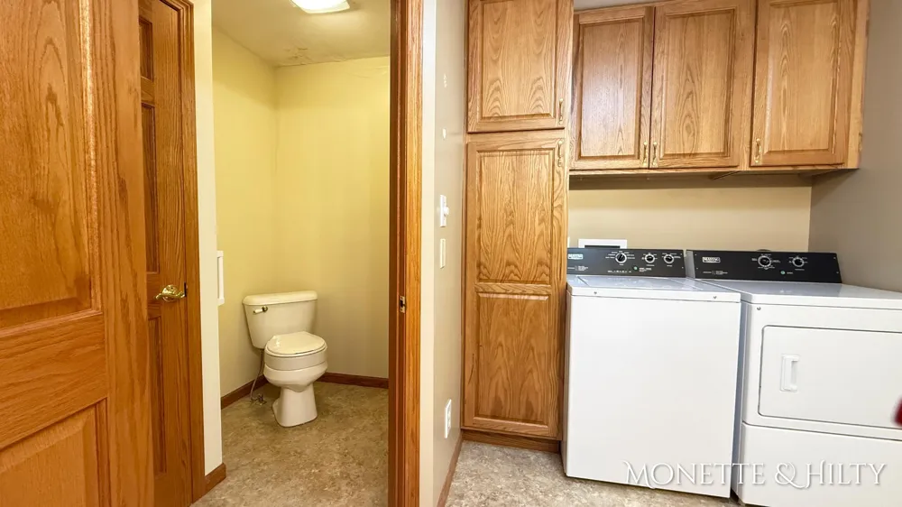 2550 Cove Road Twin Lake, MI 49457