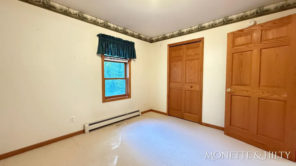 2550 Cove Road Twin Lake, MI 49457