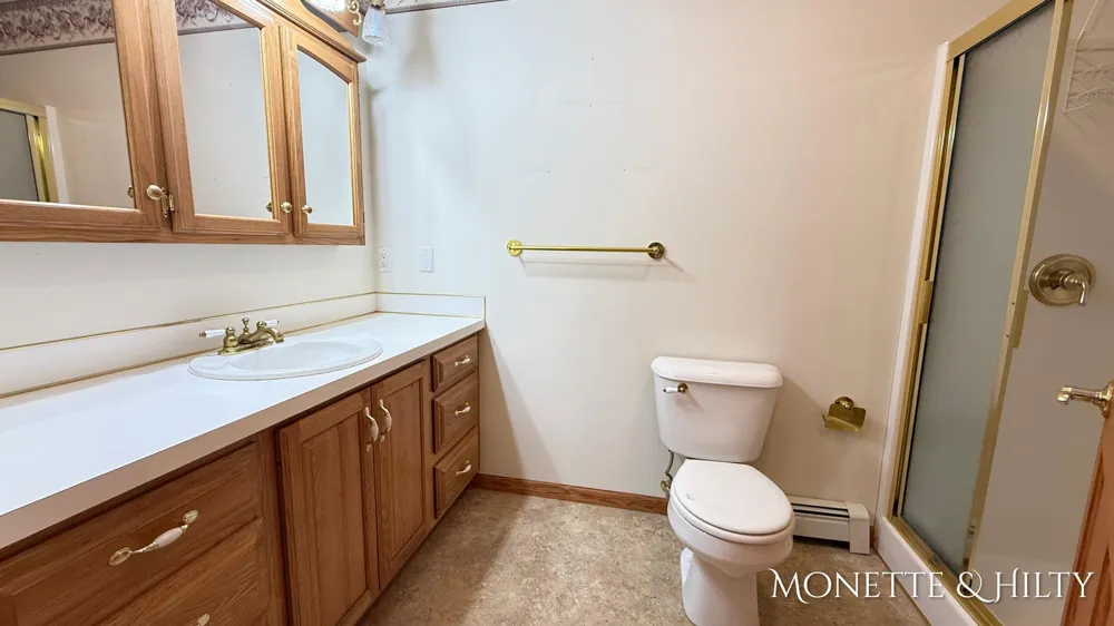 2550 Cove Road Twin Lake, MI 49457