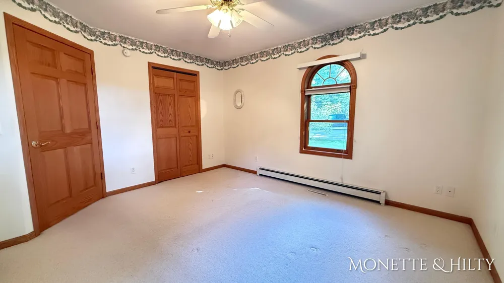 2550 Cove Road Twin Lake, MI 49457