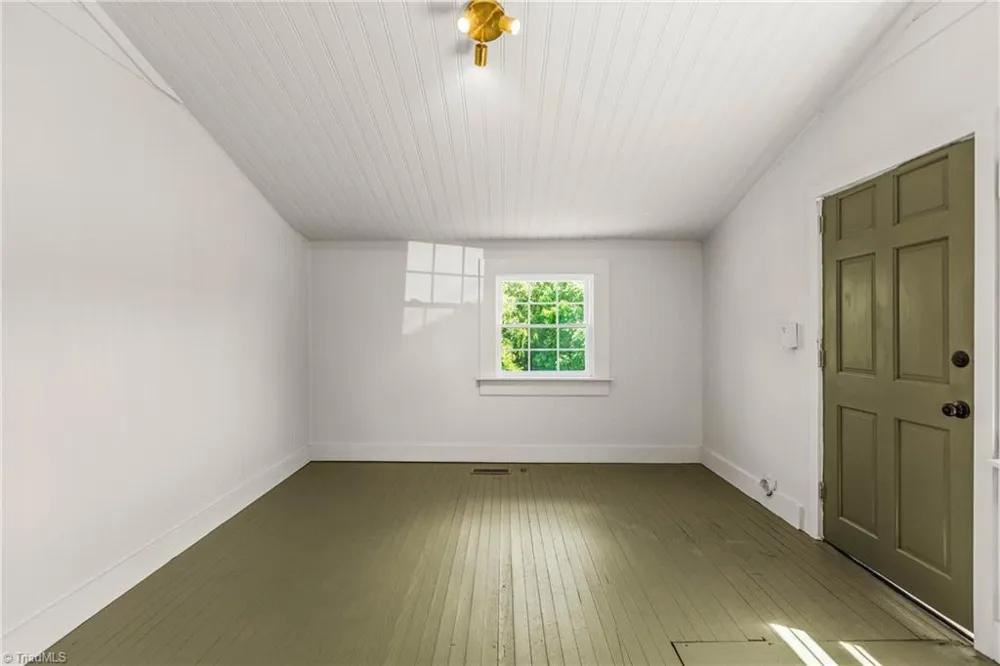 159 Decatur Avenue Elkin, NC 28621