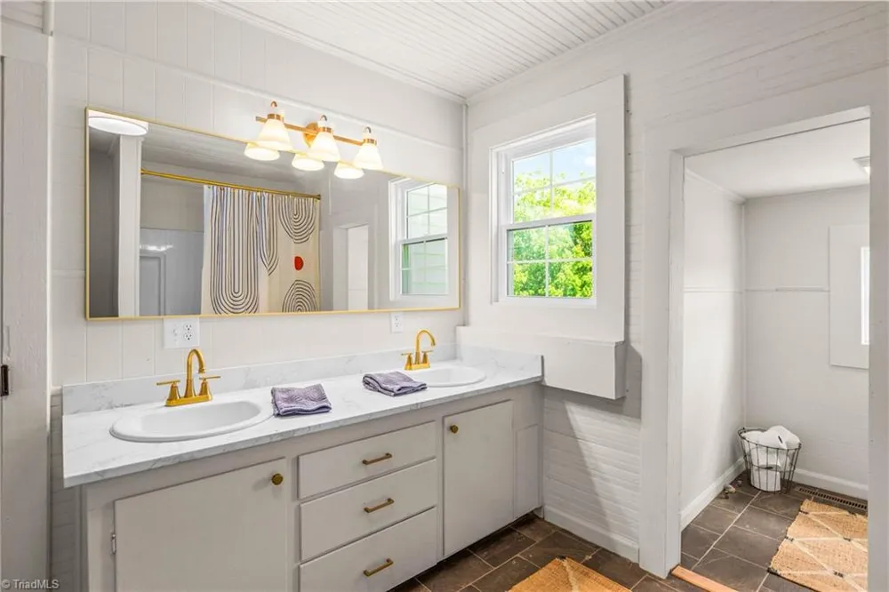159 Decatur Avenue Elkin, NC 28621