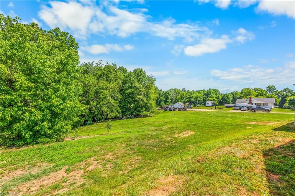 159 Decatur Avenue Elkin, NC 28621