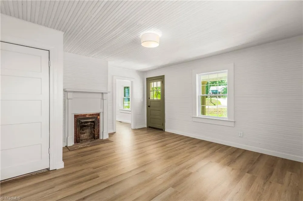 159 Decatur Avenue Elkin, NC 28621