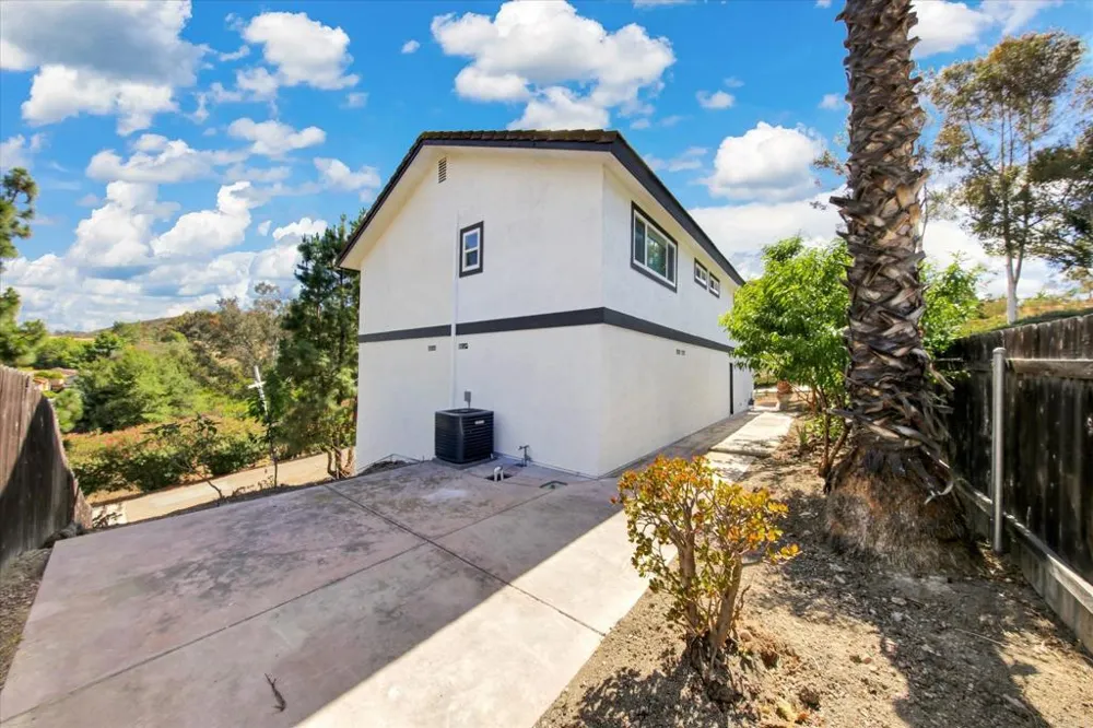 8438 Fanita Drive Santee, CA 92071