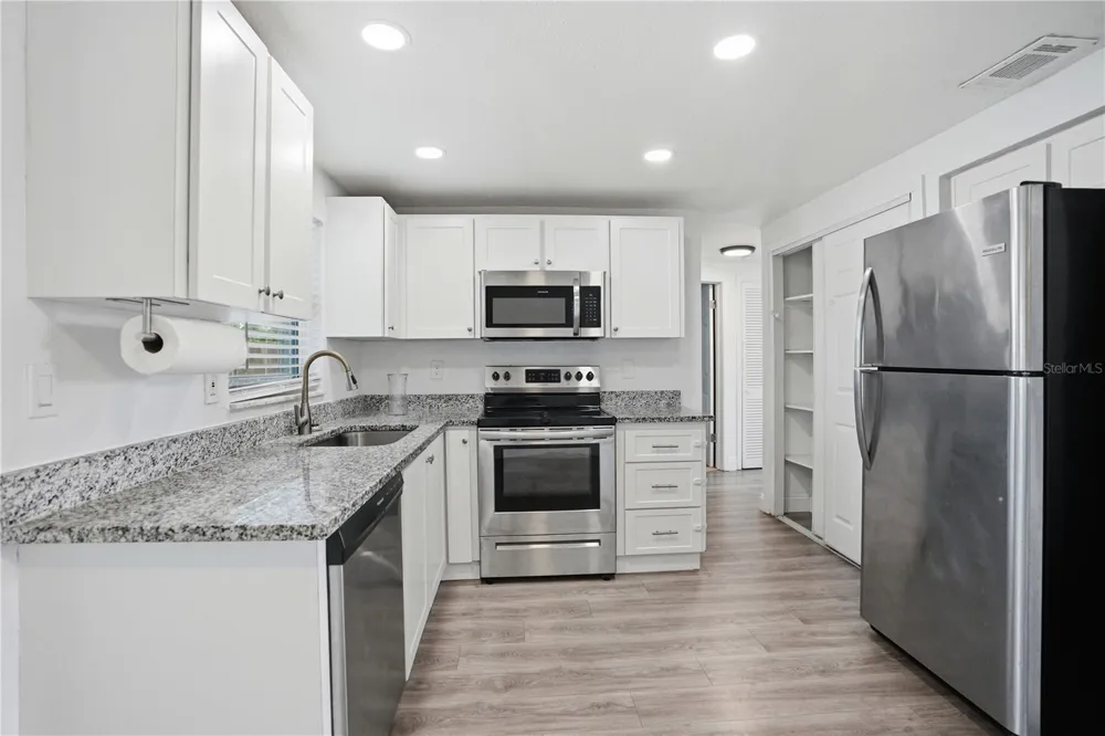 3301 ROSEFIELD DRIVE Holiday, FL 34691
