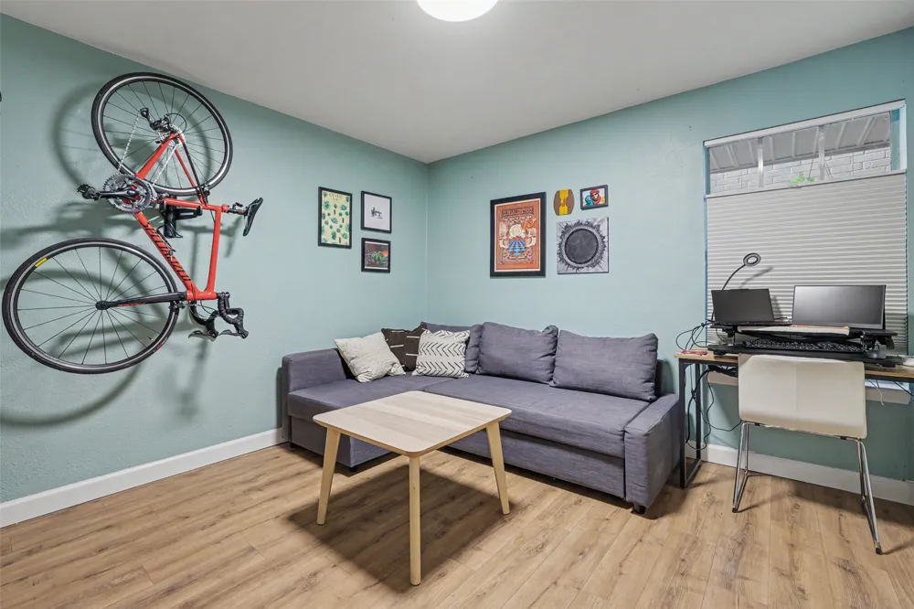 300 Crockett Street #114 Austin, TX 78704