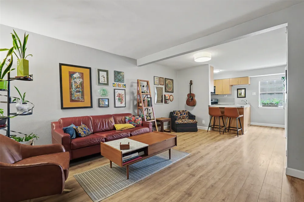 300 Crockett Street #114 Austin, TX 78704
