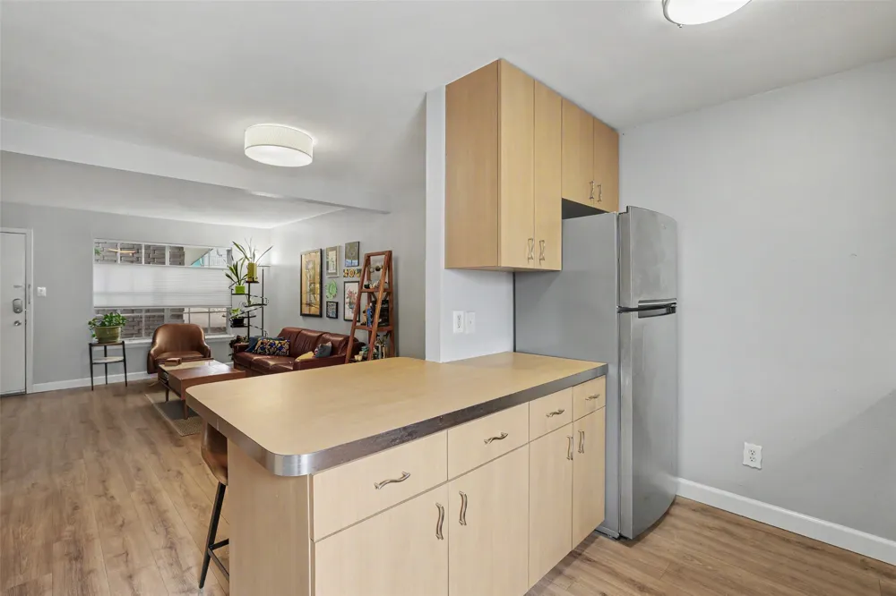 300 Crockett Street #114 Austin, TX 78704