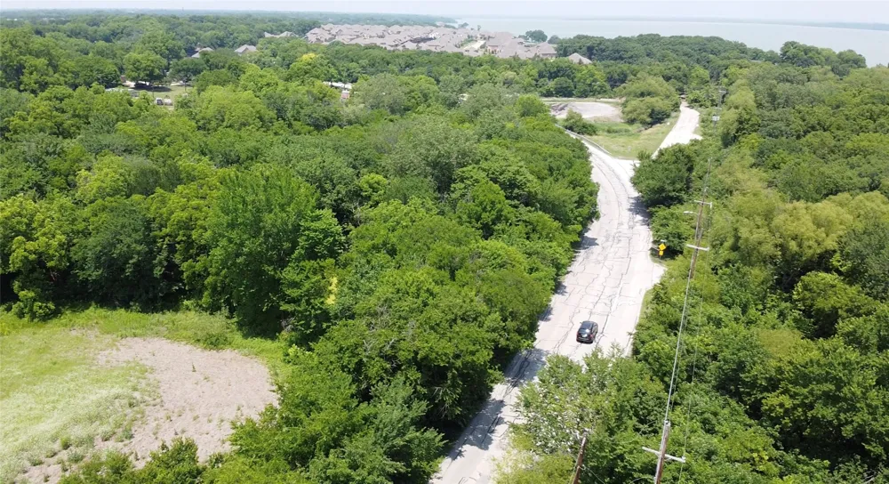 8829 Dalrock Road Rowlett, TX 75089