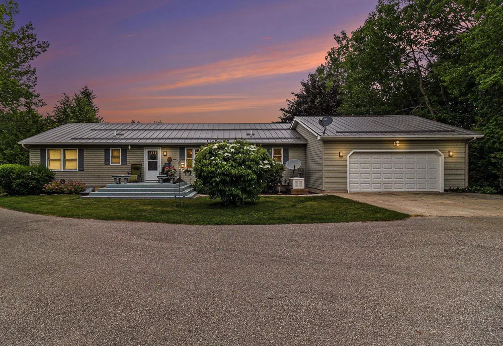 5505 Indian Trail Blaine Township, MI 49635
