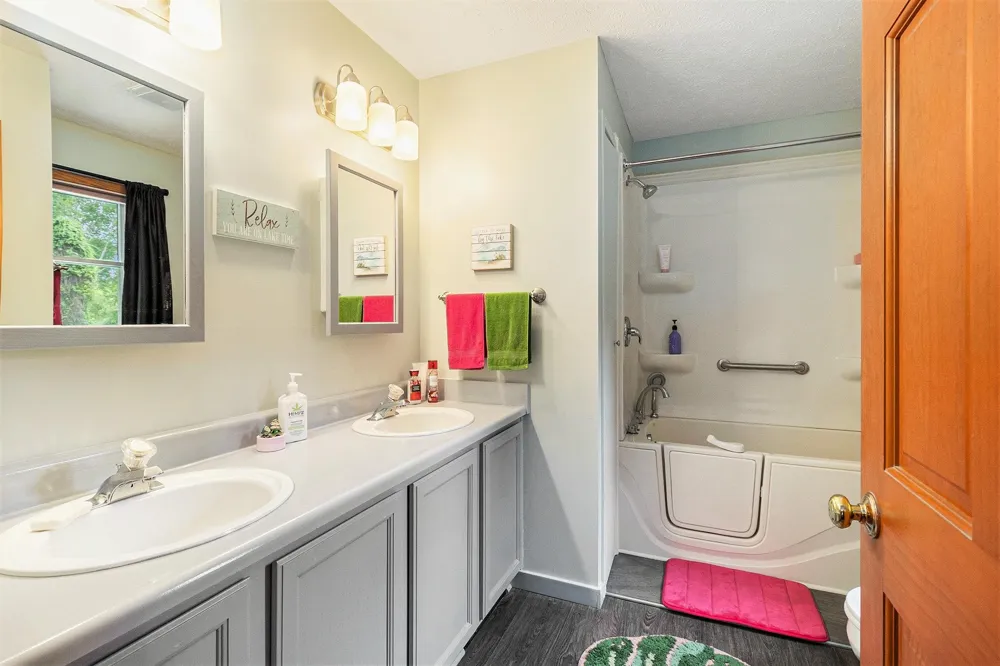 5505 Indian Trail Blaine Township, MI 49635