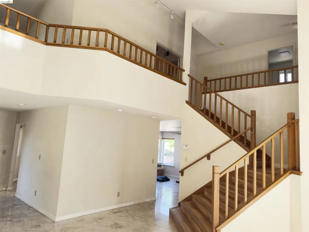 10 live Oak Pittsburg, CA 94565