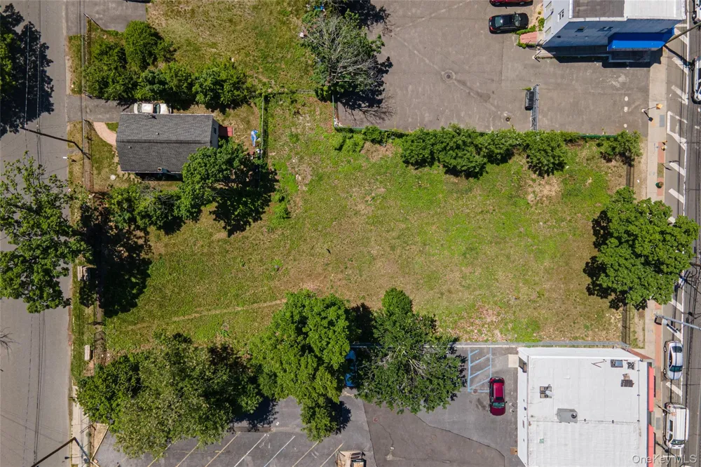 1523 Straight Path Wyandanch, NY 11798