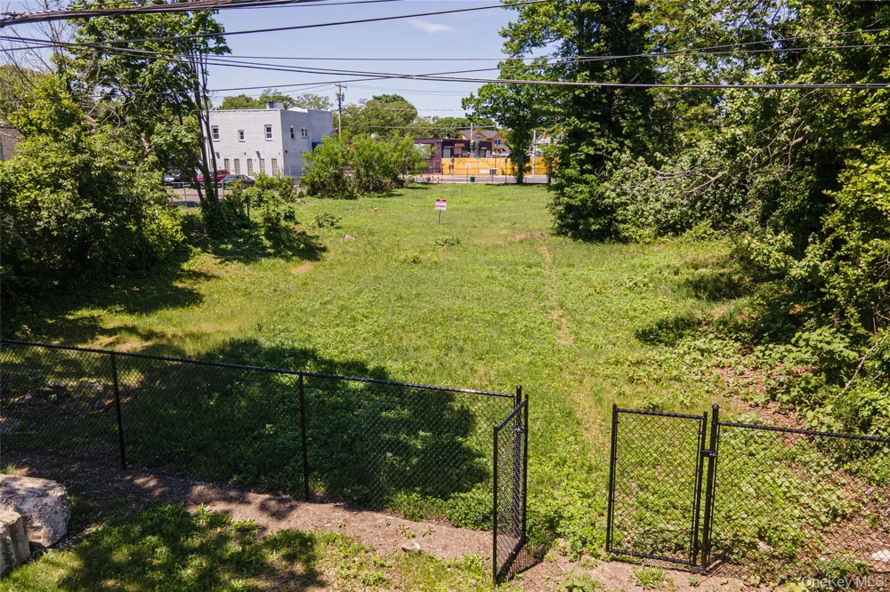 1523 Straight Path Wyandanch, NY 11798