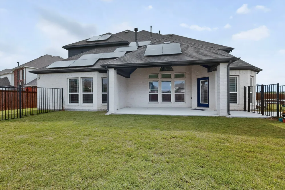 1296 Pleasant Run Drive Haslet, TX 76052