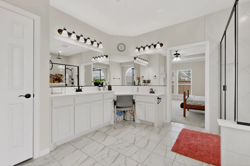 1296 Pleasant Run Drive Haslet, TX 76052