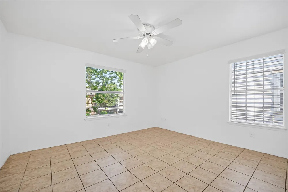 6001 Reims Road #802 Houston, TX 77036