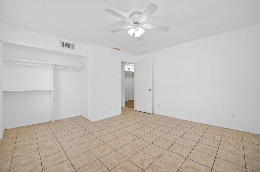 6001 Reims Road #802 Houston, TX 77036