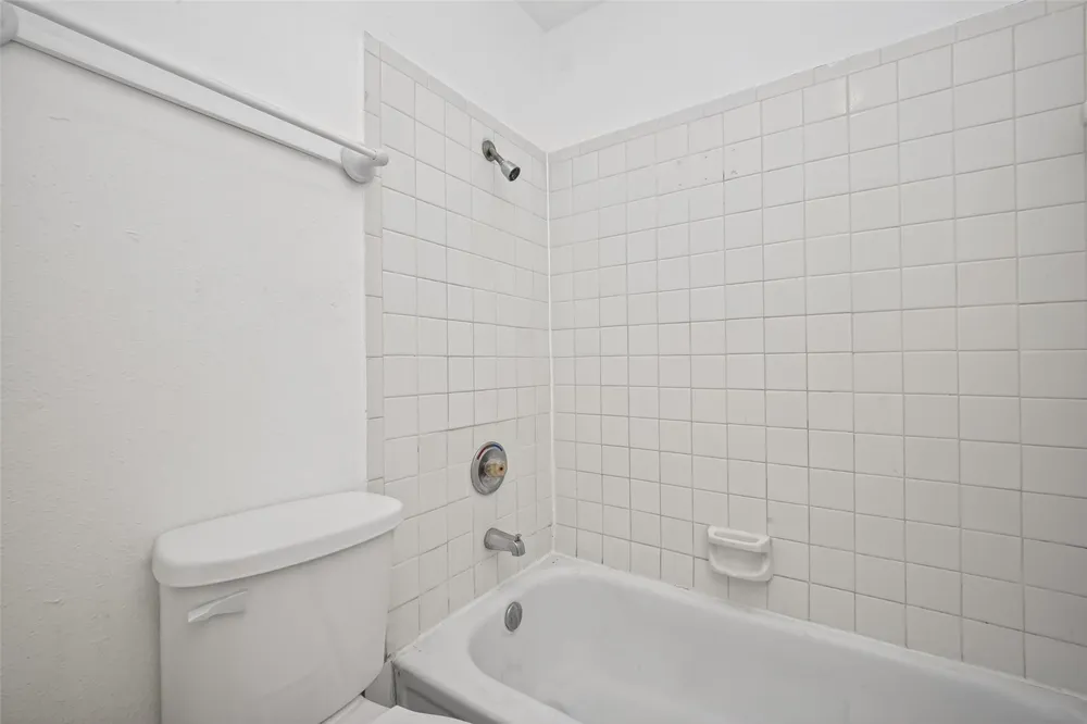 6001 Reims Road #802 Houston, TX 77036