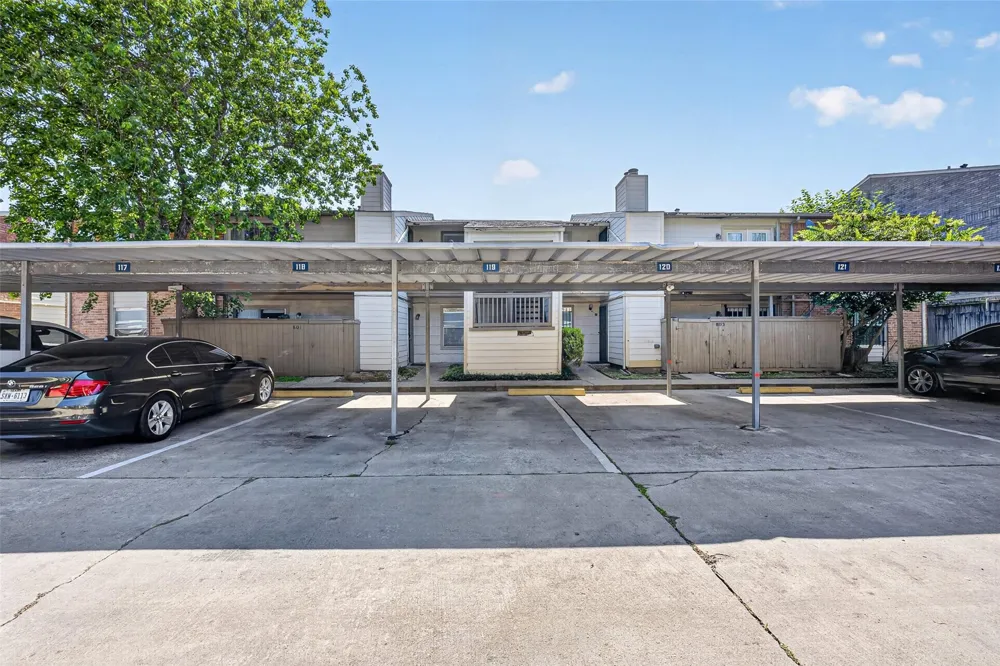 6001 Reims Road #802 Houston, TX 77036