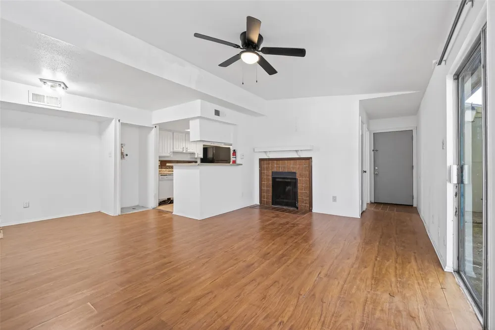 6001 Reims Road #802 Houston, TX 77036