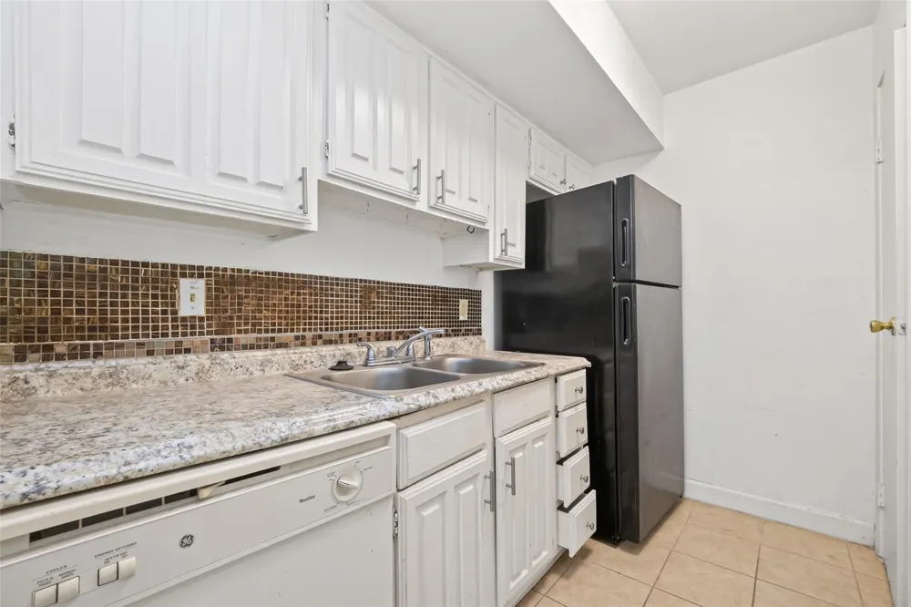 6001 Reims Road #802 Houston, TX 77036