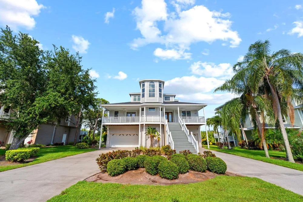 921 POINT SEASIDE DRIVE Crystal Beach, FL 34681