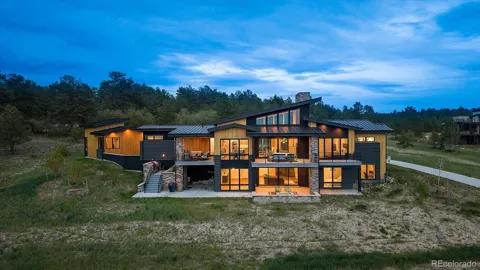 2380 Fox View Trail