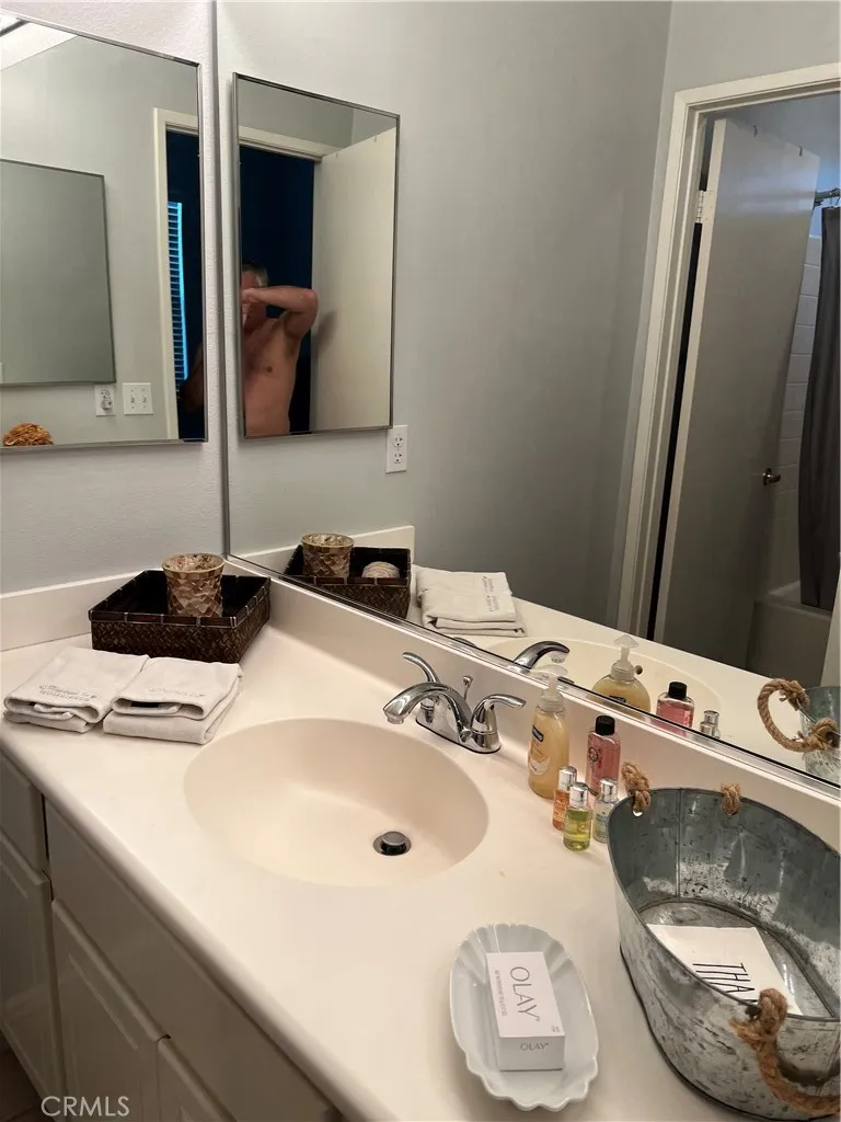 82779 Matthau Indio, CA 92201