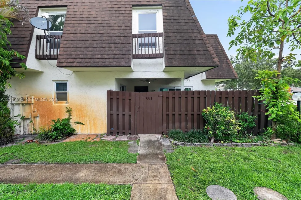 7913 Tam Oshanter Blvd #0 North Lauderdale, FL 33068