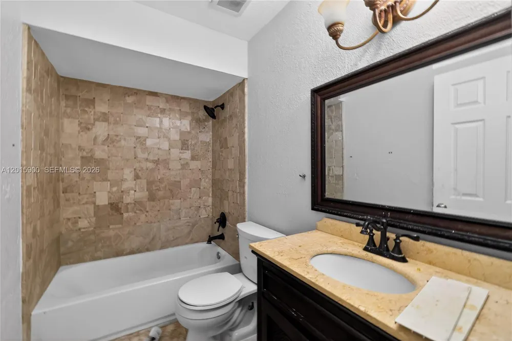 7913 Tam Oshanter Blvd #0 North Lauderdale, FL 33068