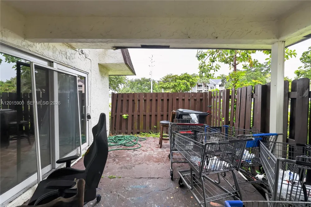7913 Tam Oshanter Blvd #0 North Lauderdale, FL 33068