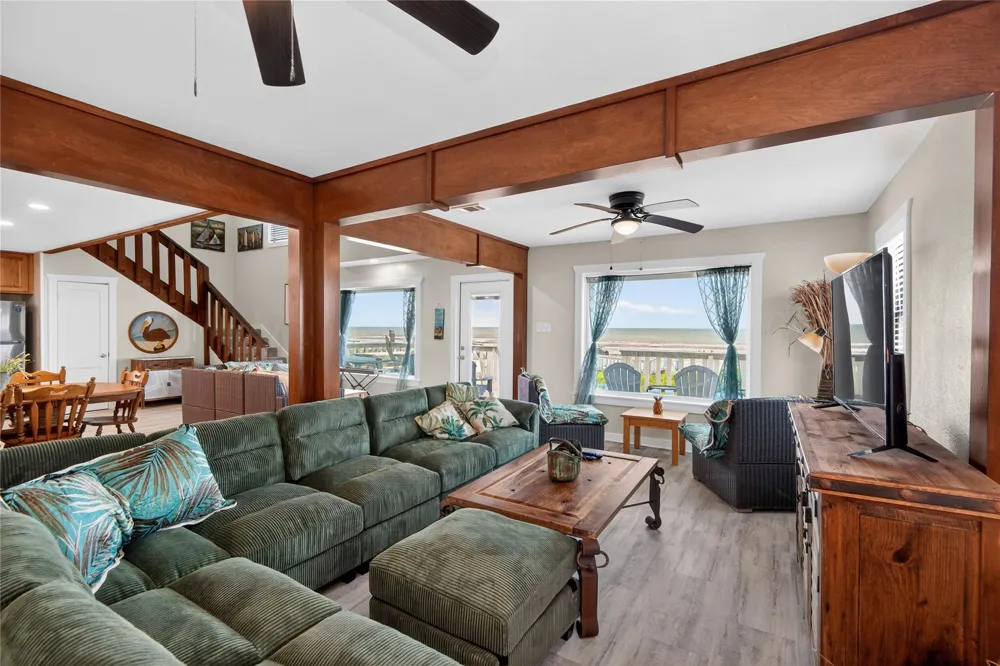 101 Stanek Drive Surfside Beach, TX 77541