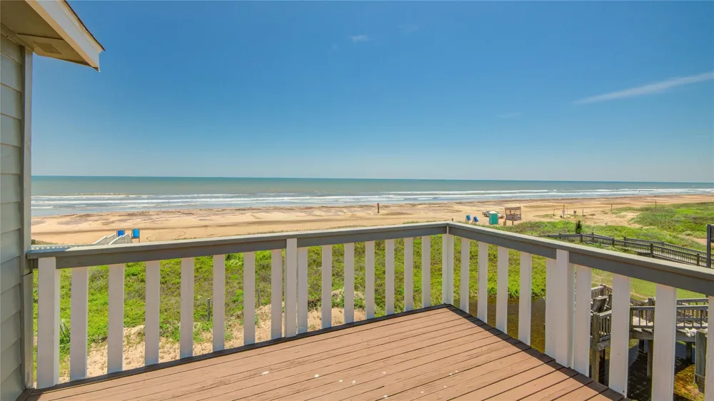 101 Stanek Drive Surfside Beach, TX 77541