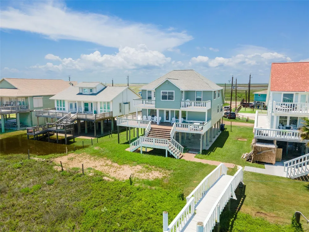 101 Stanek Drive Surfside Beach, TX 77541