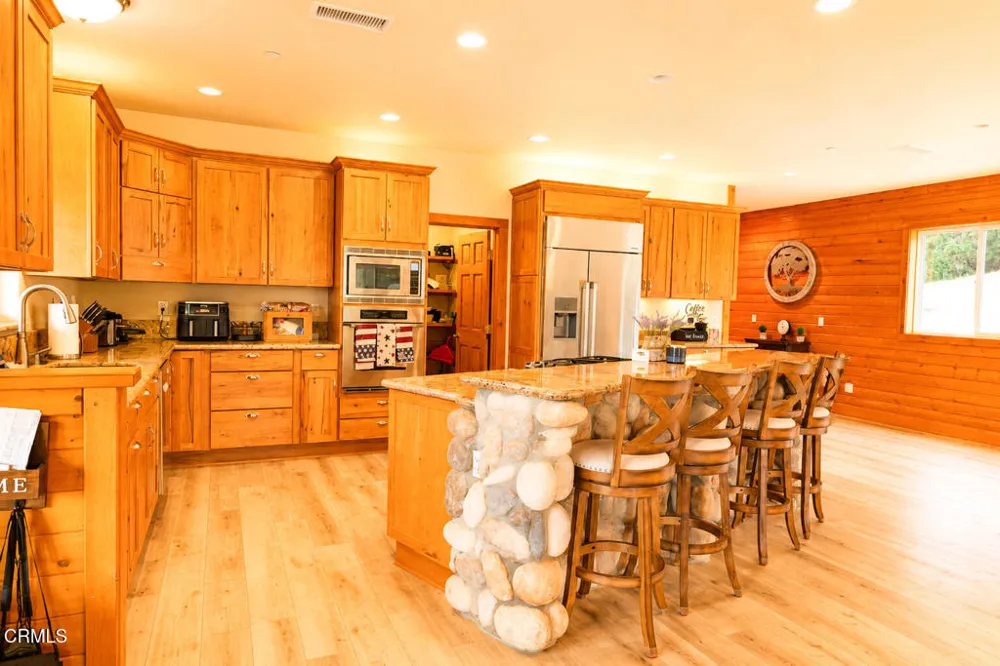 7477 Wheeler Canyon Road Santa Paula, CA 93060